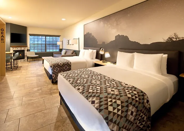 Hotel Mountain Modern Sedona, Tapestry Collection By Hilton