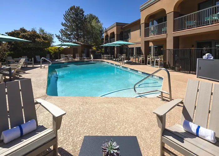 Mountain Modern Sedona, Tapestry Collection By Hilton Hotel
