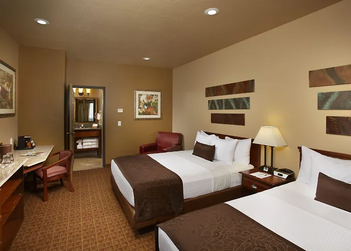 Mountain Modern Sedona, Tapestry Collection By Hilton Hotel