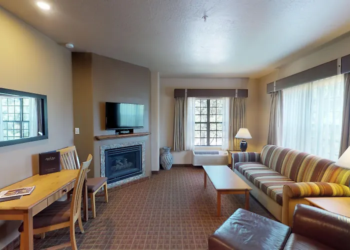 Mountain Modern Sedona, Tapestry Collection By Hilton Hotel