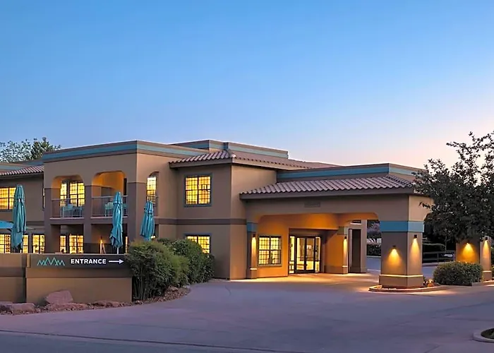 Mountain Modern Sedona, Tapestry Collection By Hilton Hotel